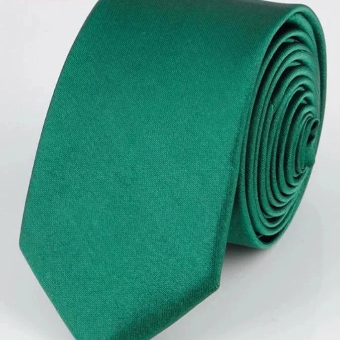 Gravata masculina com fita. fina, gravata. Varias cores tamanho único.