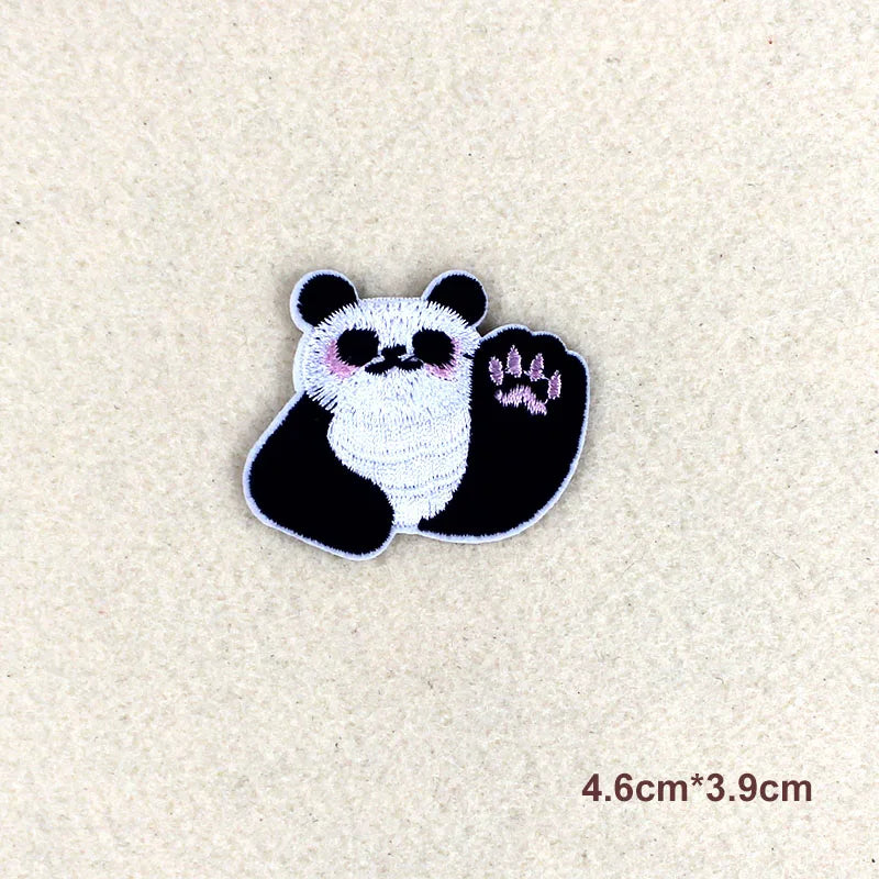 9p/lot Panda Cartoon patches for clothing hot iron on lovely animal Embroidered clothes patches for children handmade
