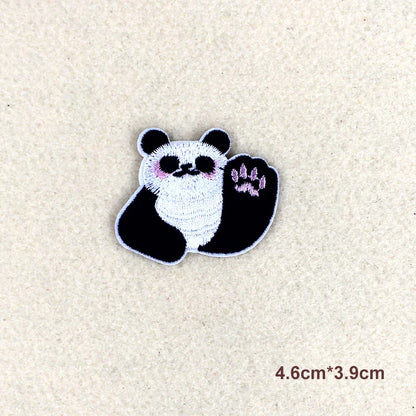 9p/lot Panda Cartoon patches for clothing hot iron on lovely animal Embroidered clothes patches for children handmade