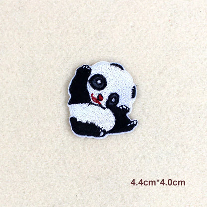 9p/lot Panda Cartoon patches for clothing hot iron on lovely animal Embroidered clothes patches for children handmade