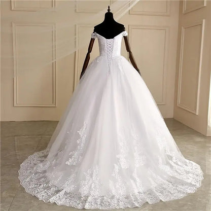 Luxury Lace Boat Neck Ball Gown Wedding Dresses Sweetheart Sheer Princess. Applique Bridal Gowns Casamento Customized