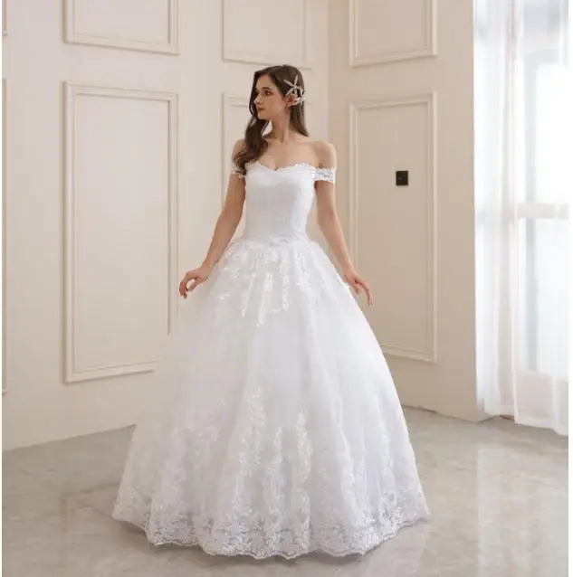 Luxury Lace Boat Neck Ball Gown Wedding Dresses Sweetheart Sheer Princess. Applique Bridal Gowns Casamento Customized