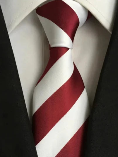 Gravata elegante e luxuosa para casamentes e momentos marcantes. 8 cm. com 68  cores e modelos diferentes