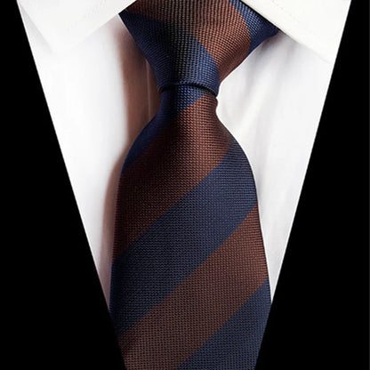 Gravata elegante e luxuosa para casamentes e momentos marcantes. 8 cm. com 68  cores e modelos diferentes