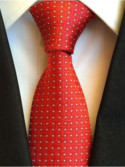 Gravata elegante e luxuosa para casamentes e momentos marcantes. 8 cm. com 68  cores e modelos diferentes