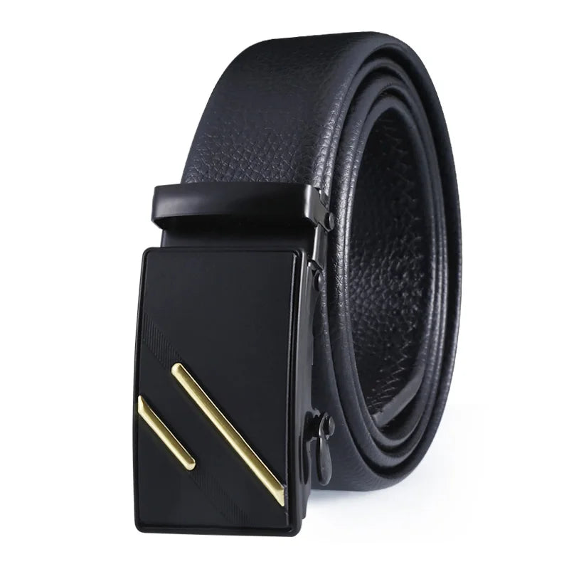Cinto  de luxo  de couro pra homem com fivela automatica  ajustavel                Seu bebê merece o melhor.  Feito com carinho e qualidade para você.  A escolha perfeita para o dia a dia.  Ideal para você.  Seu melhor companheiro...