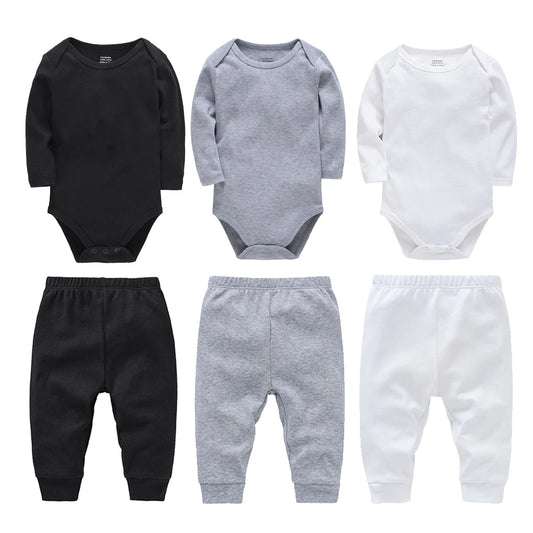 Um toque especial no guarda-roupa do seu bebê de 3 a12 meses.