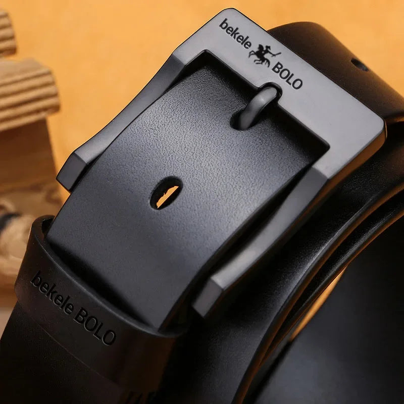 Cinto de couro genuíno de categoria elevada luxuoso para homens.Ideal para momentos especiais..