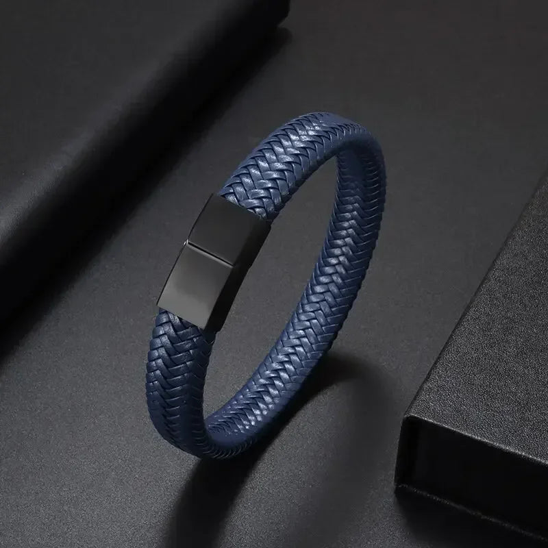 Simples e Classic , Black Hand Woven Leather Bracelet with Metal Magnetic Clasp Men's Fashion Jewelry .