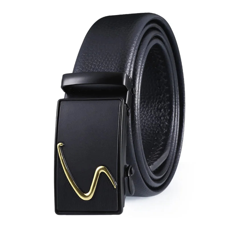 Cinto  de luxo  de couro pra homem com fivela automatica  ajustavel                Seu bebê merece o melhor.  Feito com carinho e qualidade para você.  A escolha perfeita para o dia a dia.  Ideal para você.  Seu melhor companheiro...