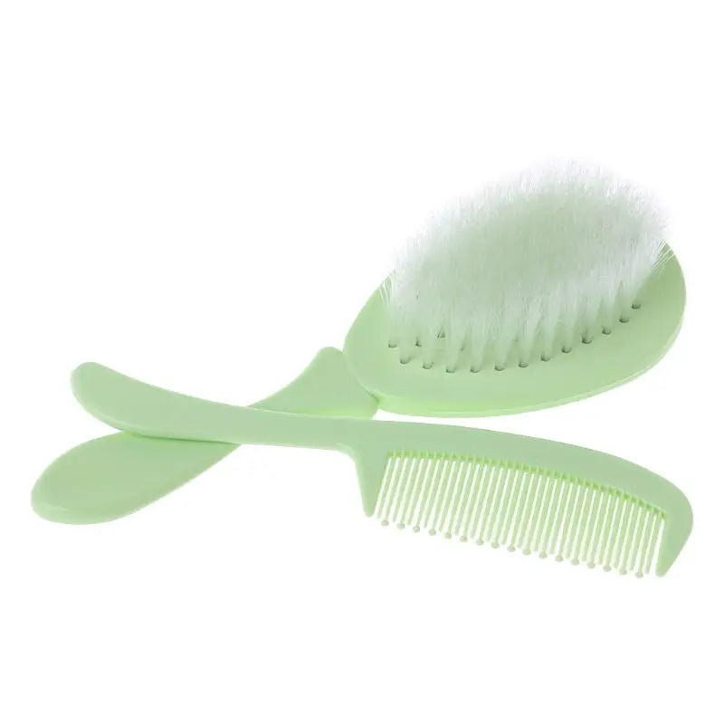 Conjunto  de cabelo para bebes  com 1 pente e uma escova.