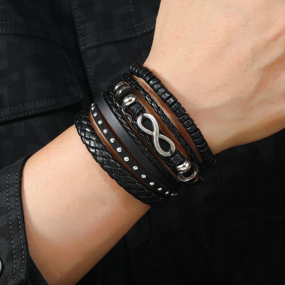 Pulseiras para homem e jovens elaboradas com materiais de alta qualidade conjunto de 4 pulseiras.. 