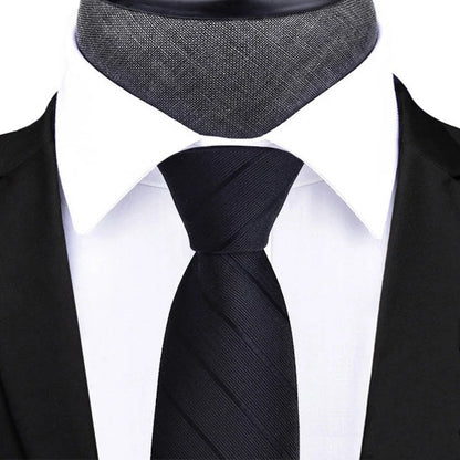 Gravata elegante e luxuosa para casamentes e momentos marcantes. 8 cm. com 68  cores e modelos diferentes