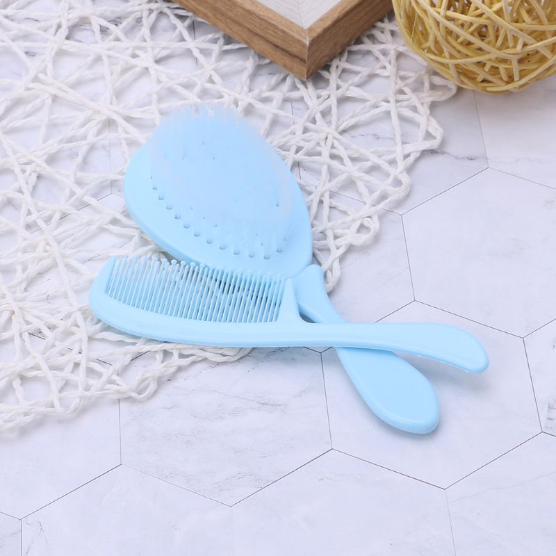 Conjunto  de cabelo para bebes  com 1 pente e uma escova.