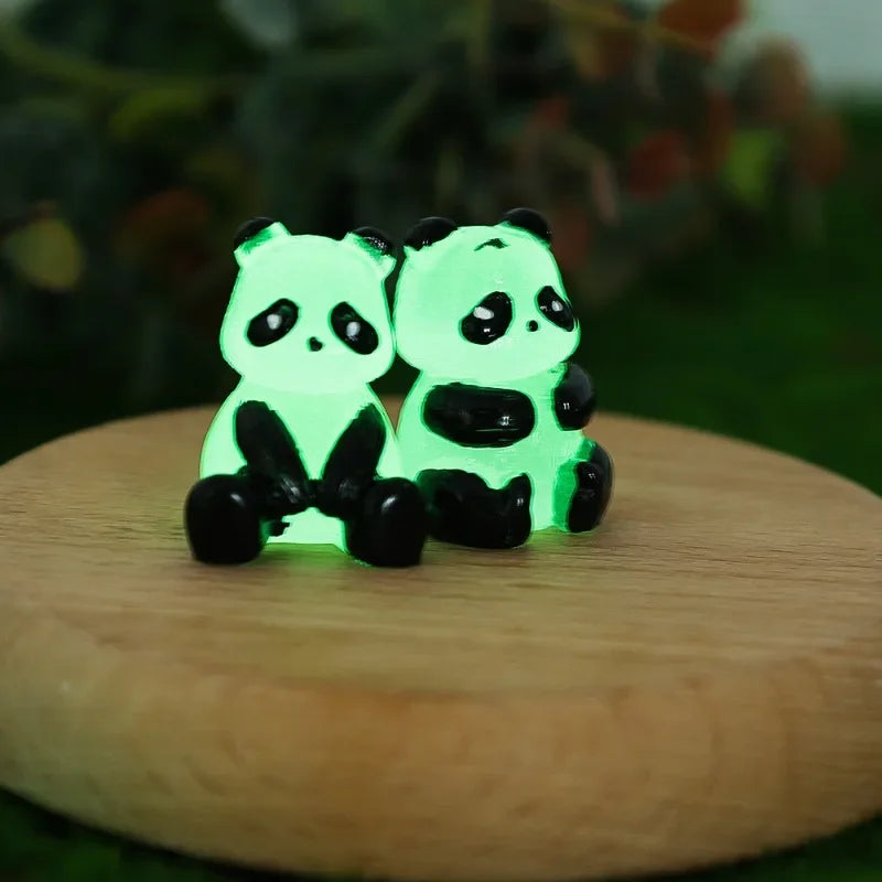 1/10PCS Mini Glowing Tiny Panda Micro Landscape Ornament Glowing in Dark Panda Doll Party Car Table Home Garden Decor Resin Toy