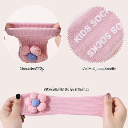 Fita com laco e sapatinhos meia a combinar Feito com carinho para o sua bebê ficar ainda mais fofa. dos 0 meses a  12 meses. fita tipo faixa par cabeça  conjunto com meias m acessório que não pode faltar.