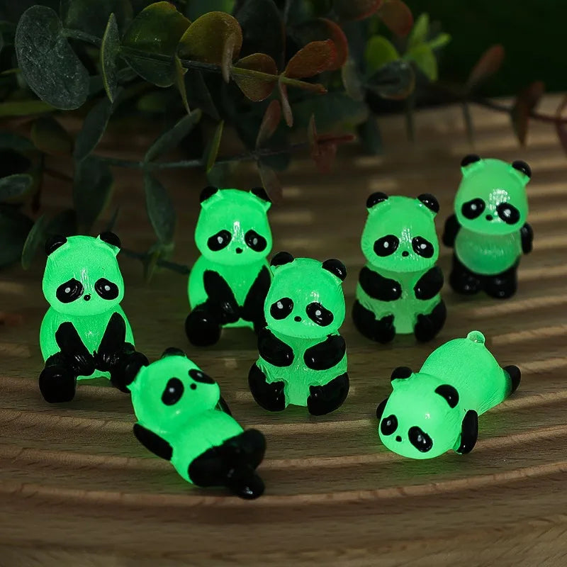1/10PCS Mini Glowing Tiny Panda Micro Landscape Ornament Glowing in Dark Panda Doll Party Car Table Home Garden Decor Resin Toy