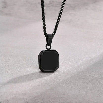 Casual Black Enamel Necklaces for Men,Waterproof Stainless Steel Square Pendant Simple Fashion Male Collar Jewelry Gift                Ideal para momentos especiais..  Seu bebê merece o melhor.  Ideal para você.  Qualidade e sofisticação...