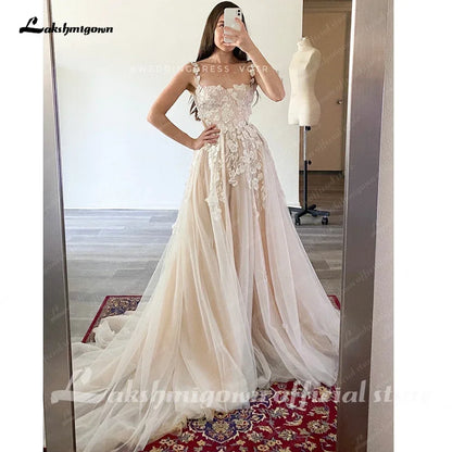 Wedding Light Champagne Wedding Dresses 3D Flowers Spathetti Straps  formato  em A
