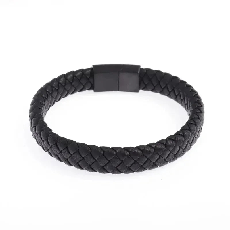 Simples e Classic , Black Hand Woven Leather Bracelet with Metal Magnetic Clasp Men's Fashion Jewelry .