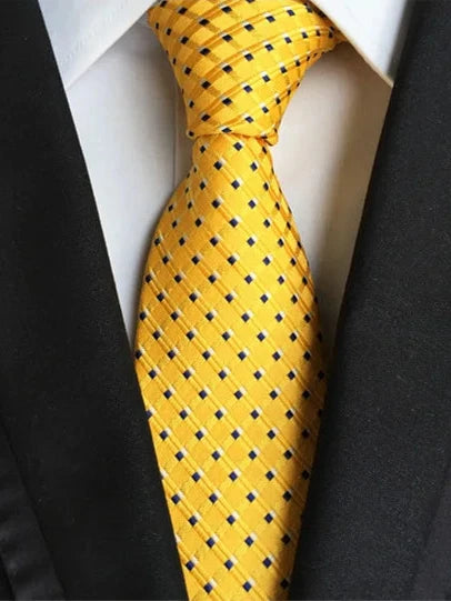 Gravata elegante e luxuosa para casamentes e momentos marcantes. 8 cm. com 68  cores e modelos diferentes